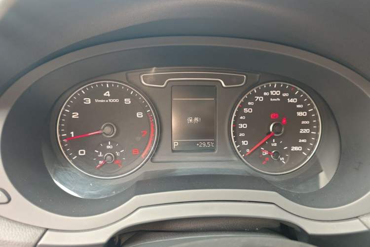 Used Audi Q3 2015 30 TFSI Comfort Model Instrument Cluster