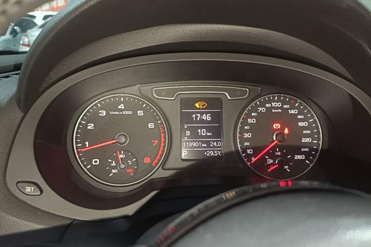 Used Audi Q3 2015 30 TFSI Comfort Model Instrument Cluster
