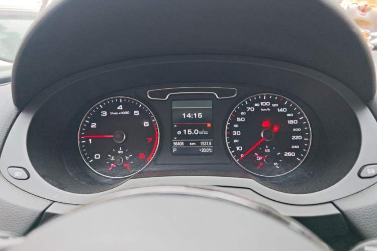 Used Audi Q3 2015 35 TFSI quattro Technology Edition Instrument Cluster