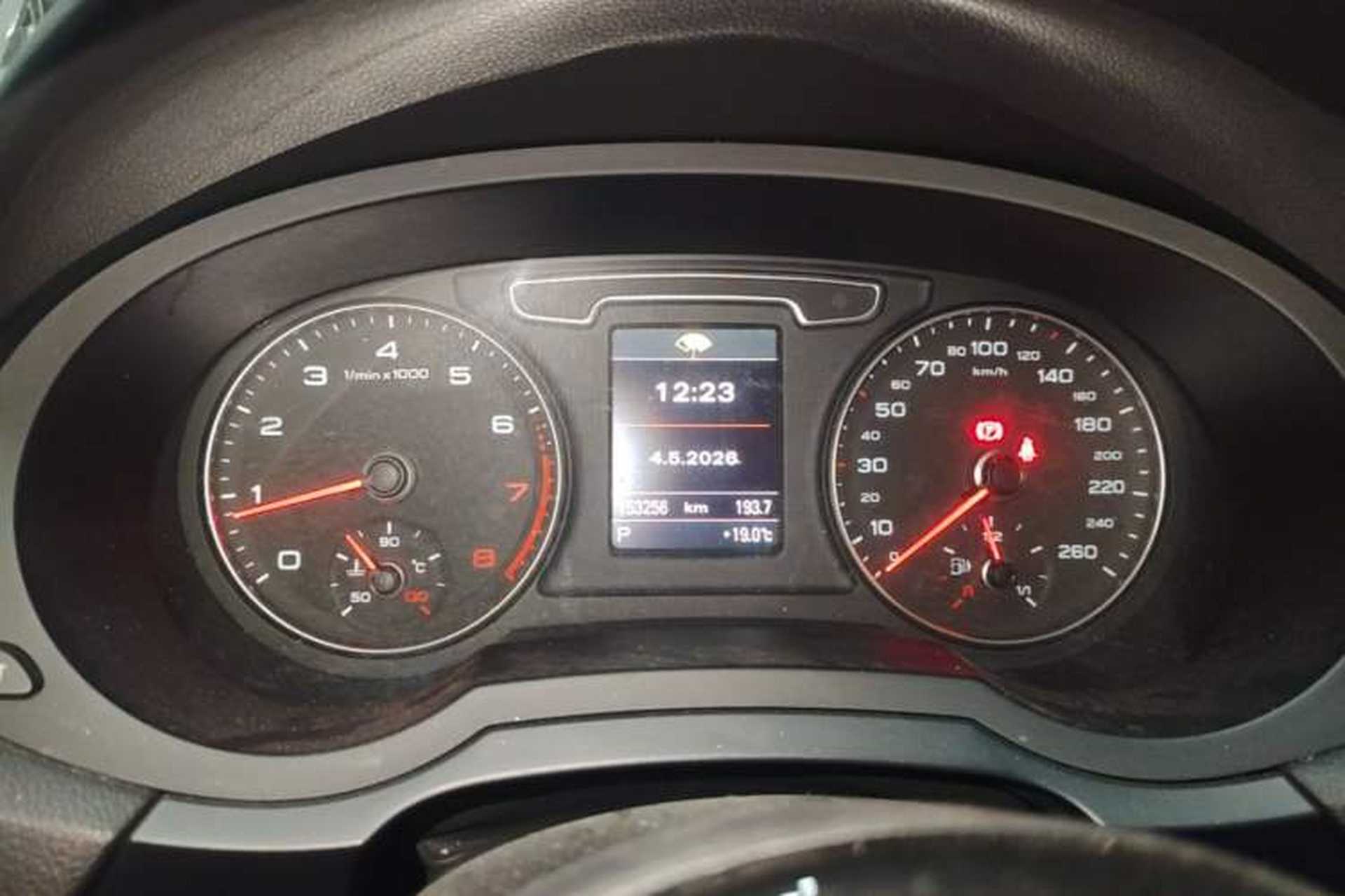 Used Audi Q3 2015 35 TFSI quattro Millionth Anniversary Edition Instrument Cluster