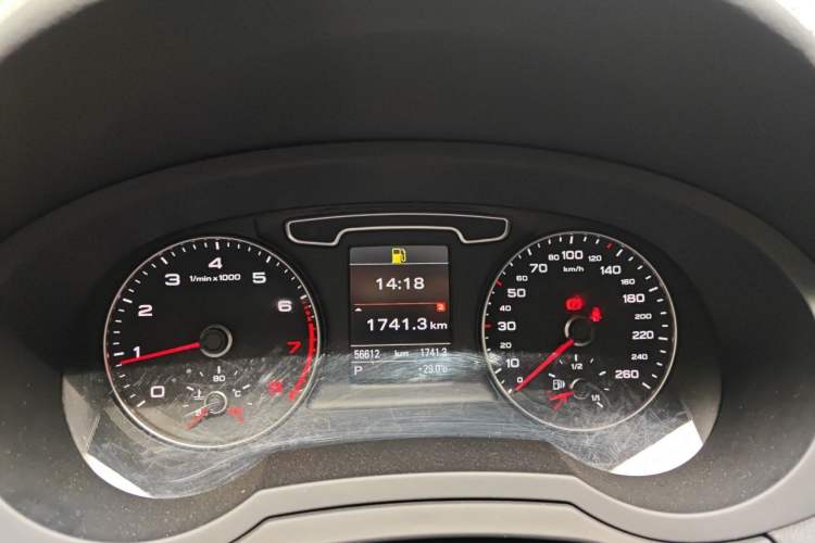 Used Audi Q3 2015 35 TFSI quattro Technology Edition Instrument Cluster