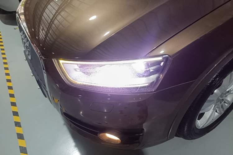 Used Audi Q3 2015 30 TFSI Comfort Model Left Front Headlight