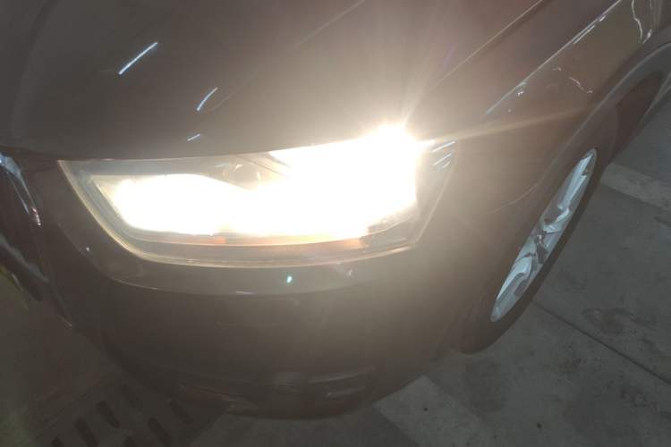 Used Audi Q3 2015 35 TFSI Ambition Edition Left Front Headlight