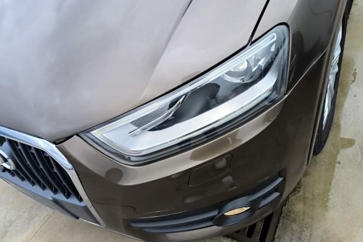 Used Audi Q3 2015 35 TFSI quattro Technology Edition Left Front Headlight