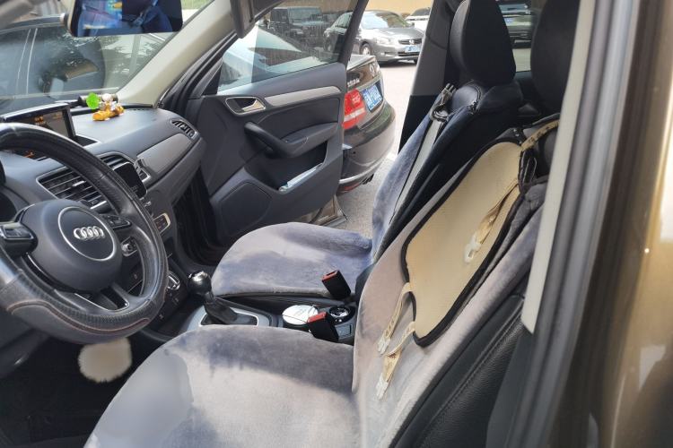 Used Audi Q3 2015 35 TFSI Ambition Edition Left Front Seat