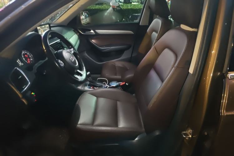 Used Audi Q3 2015 30 TFSI Ambition Edition Left Front Seat