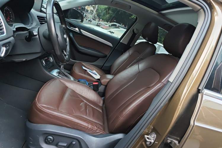 Used Audi Q3 2015 30 TFSI Comfort Model Left Front Seat