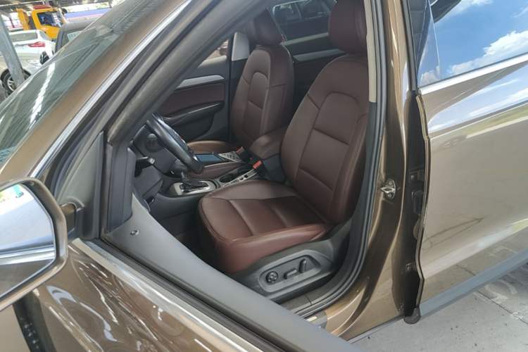 Used Audi Q3 2015 30 TFSI Ambition Edition Left Front Seat