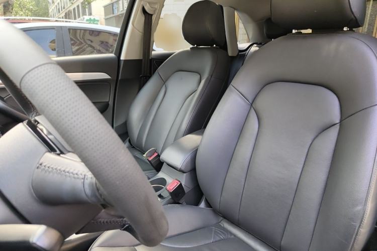 Used Audi Q3 2015 35 TFSI Comfort Model Left Front Seat