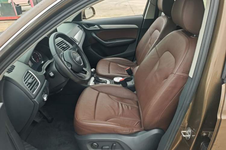 Used Audi Q3 2015 35 TFSI Comfort Model Left Front Seat