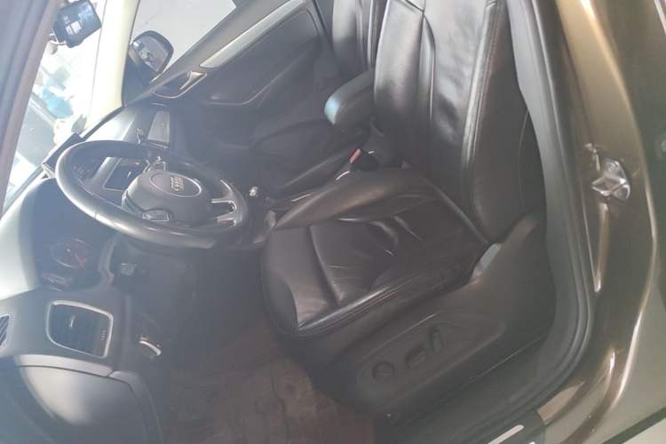 Used Audi Q3 2015 35 TFSI Comfort Model Left Front Seat