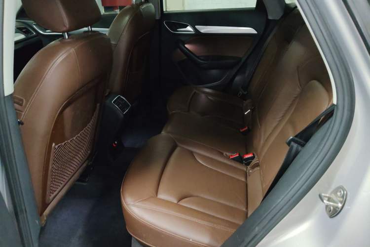 Used Audi Q3 2015 35 TFSI quattro Technology Edition Left Rear Seat