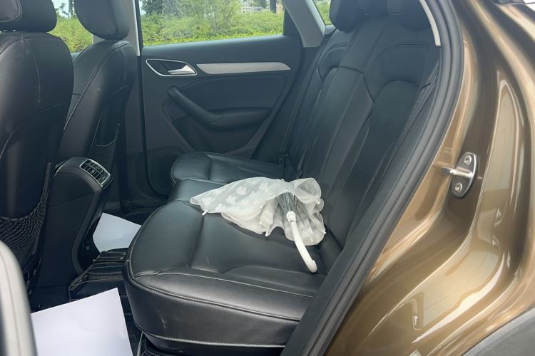 Used Audi Q3 2015 35 TFSI Ambition Edition Left Rear Seat