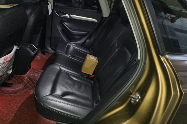 Used Audi Q3 2015 35 TFSI Ambition Edition Left Rear Seat