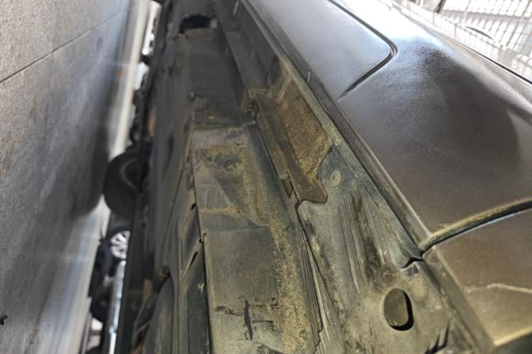 Used Audi Q3 2015 35 TFSI Comfort Model Left Side Sill