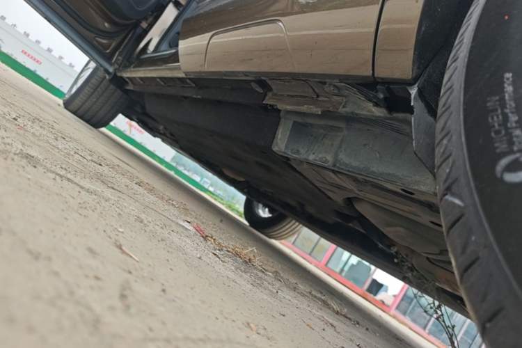 Used Audi Q3 2015 35 TFSI Comfort Model Left Side Sill