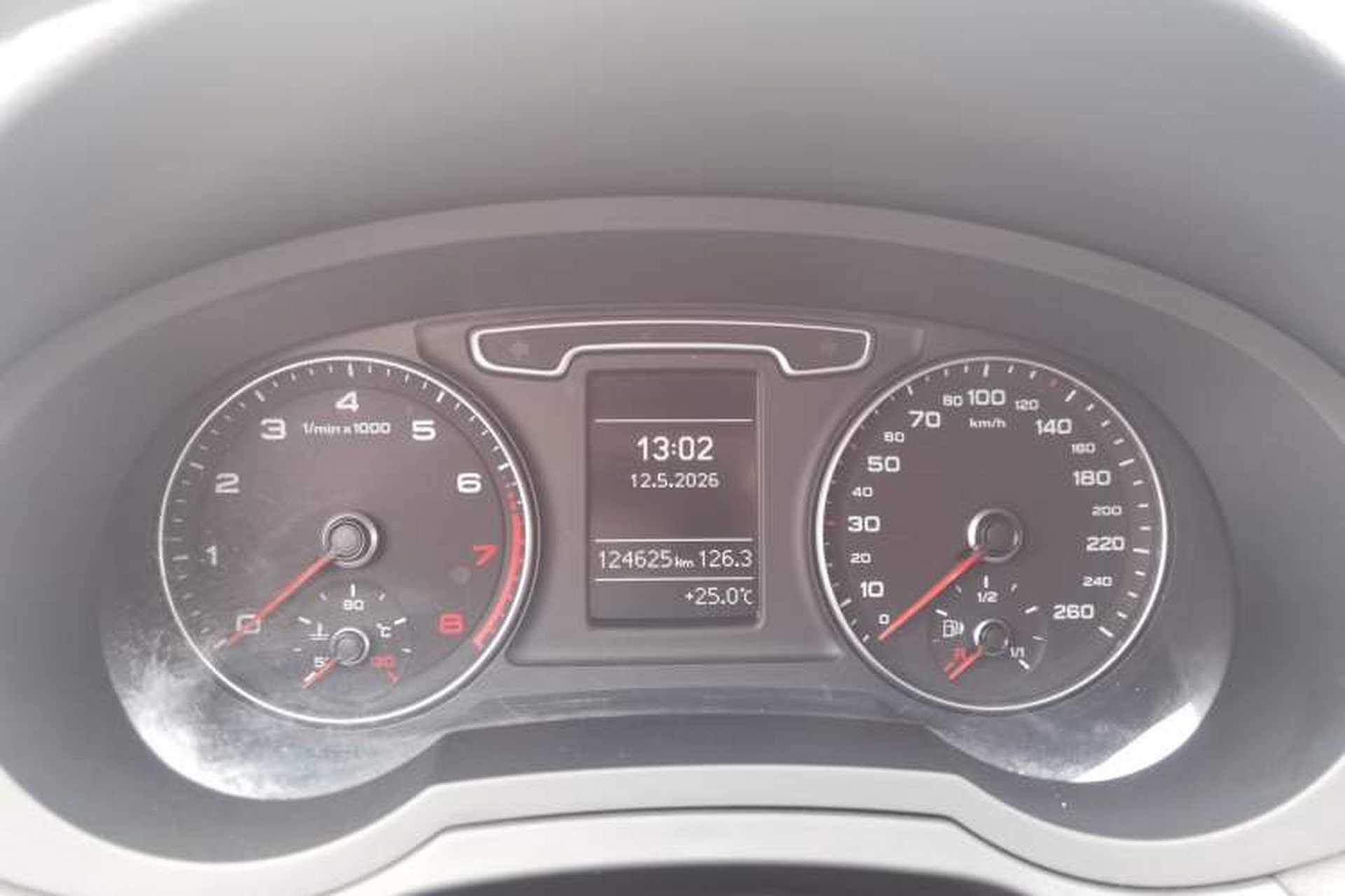 Used Audi Q3 2015 35 TFSI Comfort Model Odometer Close Up