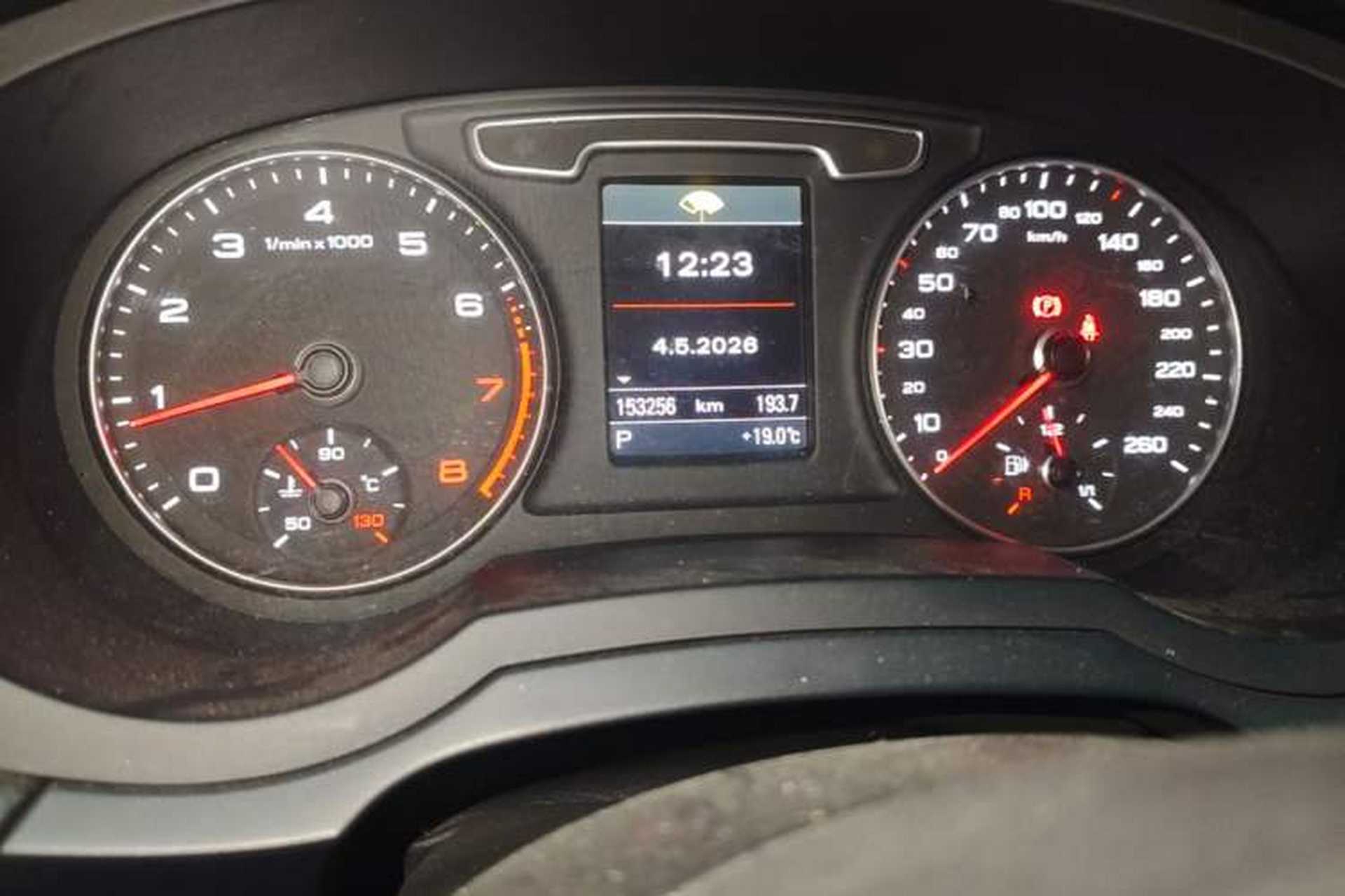 Used Audi Q3 2015 35 TFSI quattro Millionth Anniversary Edition Odometer Close Up