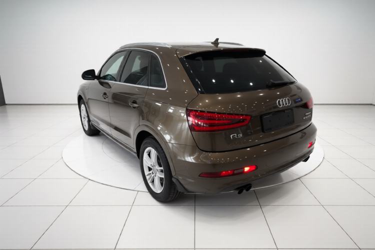 Used Audi Q3 2015 30 TFSI Comfort Model Rear Left 45 Deg