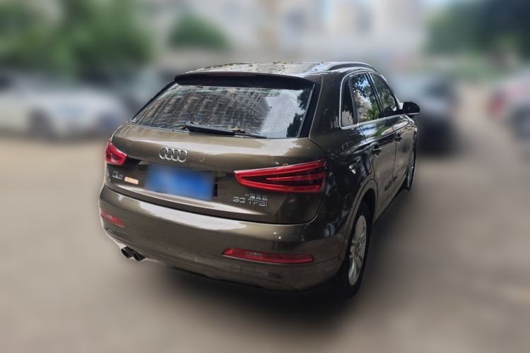 Used Audi Q3 2015 30 TFSI Comfort Model Rear Right 45 Deg