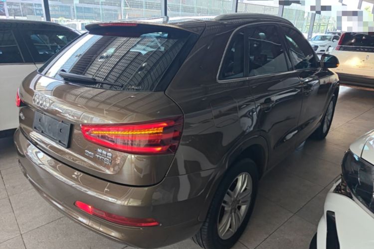 Used Audi Q3 2015 35 TFSI Comfort Model Rear Right 45 Deg