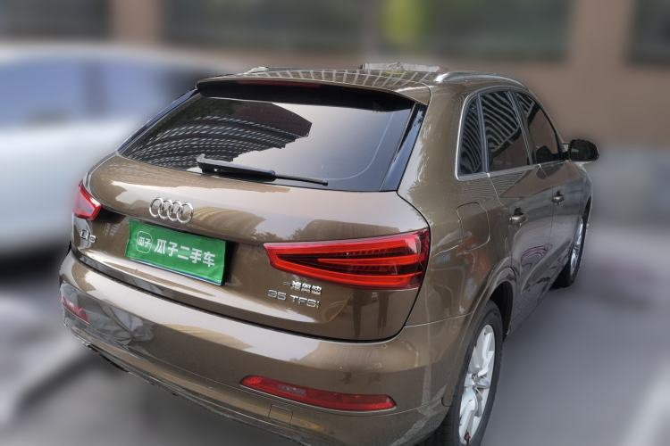 Used Audi Q3 2015 35 TFSI Ambition Edition Rear Right 45 Deg