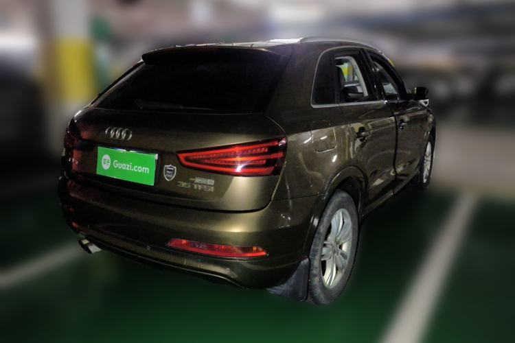 Used Audi Q3 2015 35 TFSI Comfort Model Rear Right 45 Deg