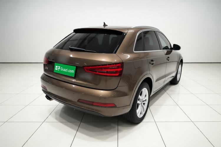Used Audi Q3 2015 35 TFSI Comfort Model Rear Right 45 Deg
