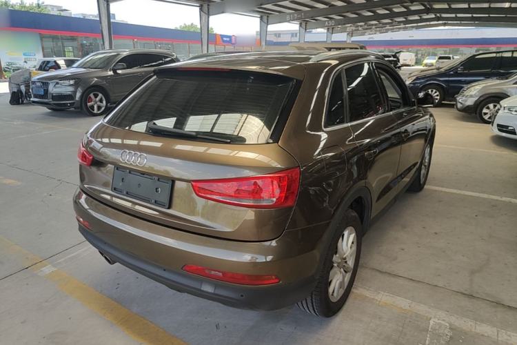 Used Audi Q3 2015 30 TFSI Ambition Edition Rear Right 45 Deg