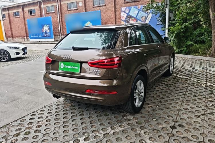 Used Audi Q3 2015 35 TFSI quattro Technology Edition Rear Right 45 Deg