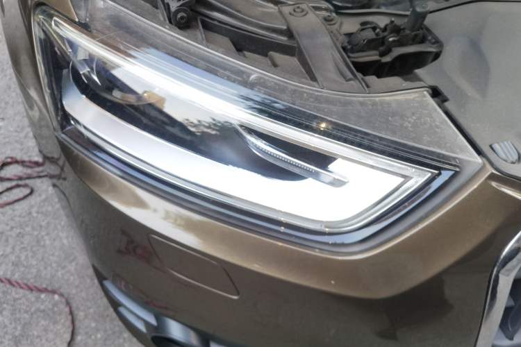 Used Audi Q3 2015 35 TFSI Ambition Edition Right Front Headlight