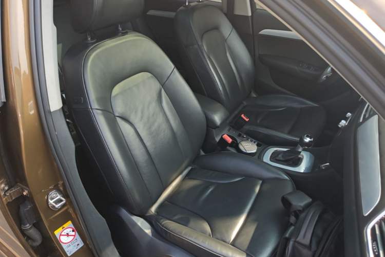 Used Audi Q3 2015 35 TFSI Millionth Anniversary Comfort Model Right Front Seat