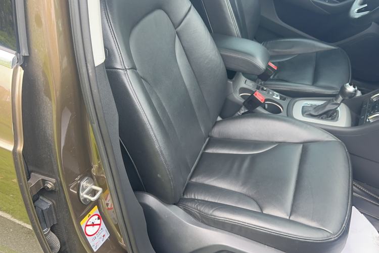 Used Audi Q3 2015 35 TFSI Ambition Edition Right Front Seat