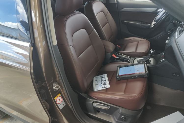 Used Audi Q3 2015 30 TFSI Ambition Edition Right Front Seat