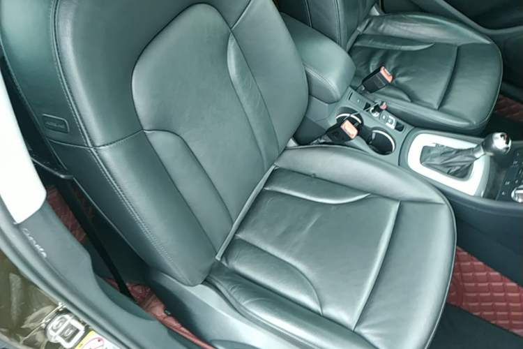 Used Audi Q3 2015 35 TFSI Millionth Anniversary Comfort Model Right Front Seat