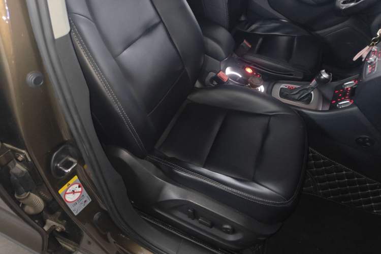 Used Audi Q3 2015 35 TFSI Ambition Edition Right Front Seat