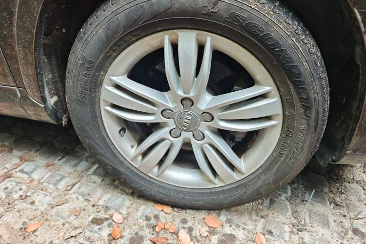 Used Audi Q3 2015 35 TFSI quattro Technology Edition Right Front Wheel Hub