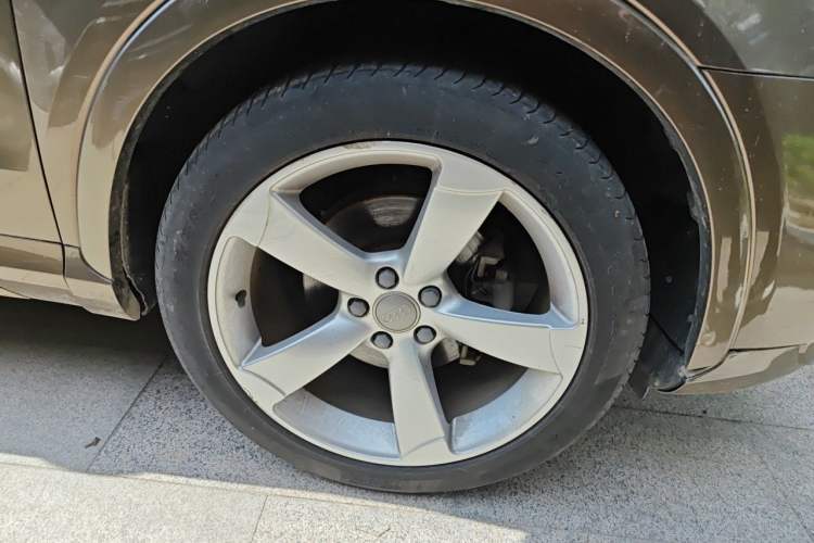 Used Audi Q3 2015 35 TFSI quattro Technology Edition Right Front Wheel Hub