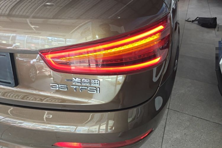 Used Audi Q3 2015 35 TFSI Comfort Model Right Rear Taillight