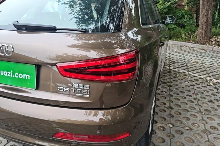 Used Audi Q3 2015 35 TFSI quattro Technology Edition Right Rear Taillight