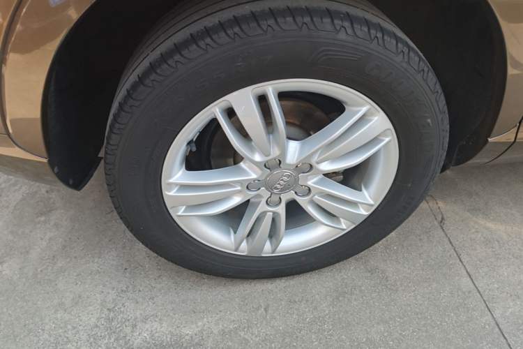 Used Audi Q3 2015 35 TFSI Millionth Anniversary Comfort Model Right Rear Wheel Hub