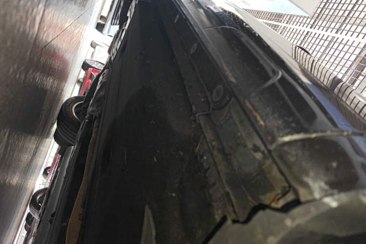 Used Audi Q3 2015 35 TFSI Comfort Model Right Side Sill