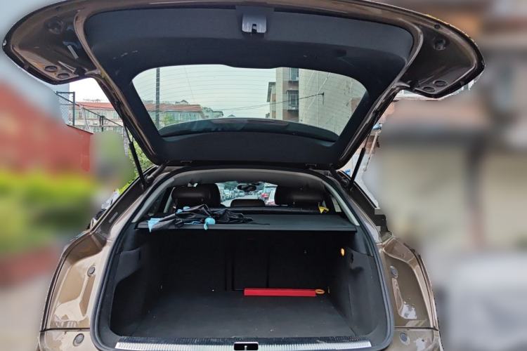 Used Audi Q3 2015 30 TFSI Comfort Model Trunk