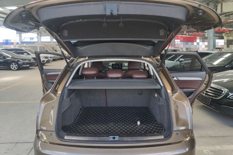 Used Audi Q3 2015 30 TFSI Ambition Edition Trunk