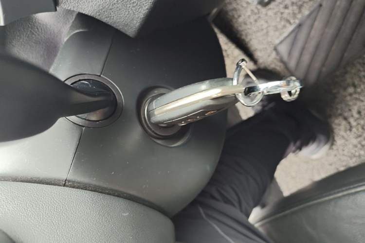 Used Audi Q3 2015 35 TFSI Comfort Model Vehicle Key