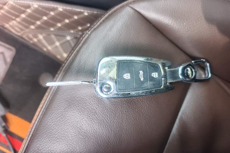 Used Audi Q3 2015 35 TFSI quattro Millionth Anniversary Edition Vehicle Key