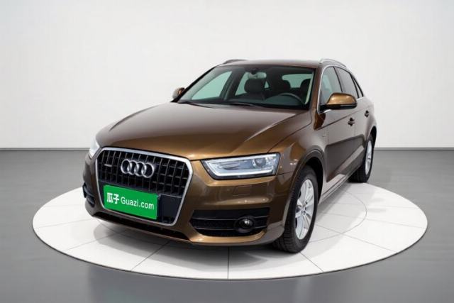 Ojetý Audi Q3 2015 35 TFSI quattro Technology Edition