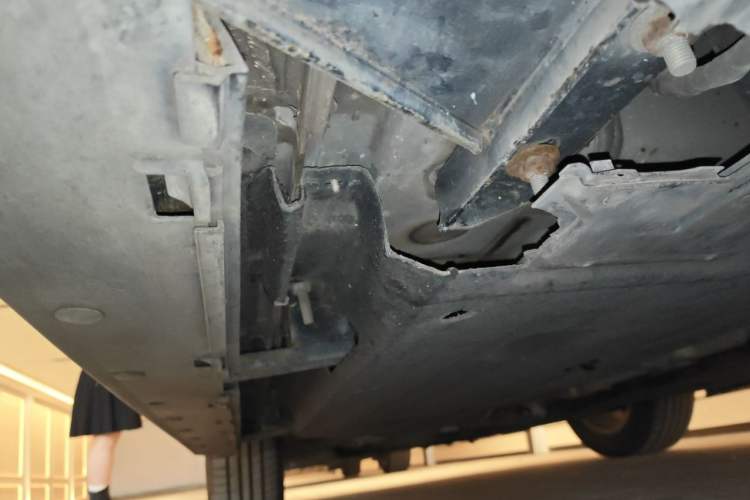 Used Audi Q3 2015 30 TFSI Comfort Model Chassis Rear Left