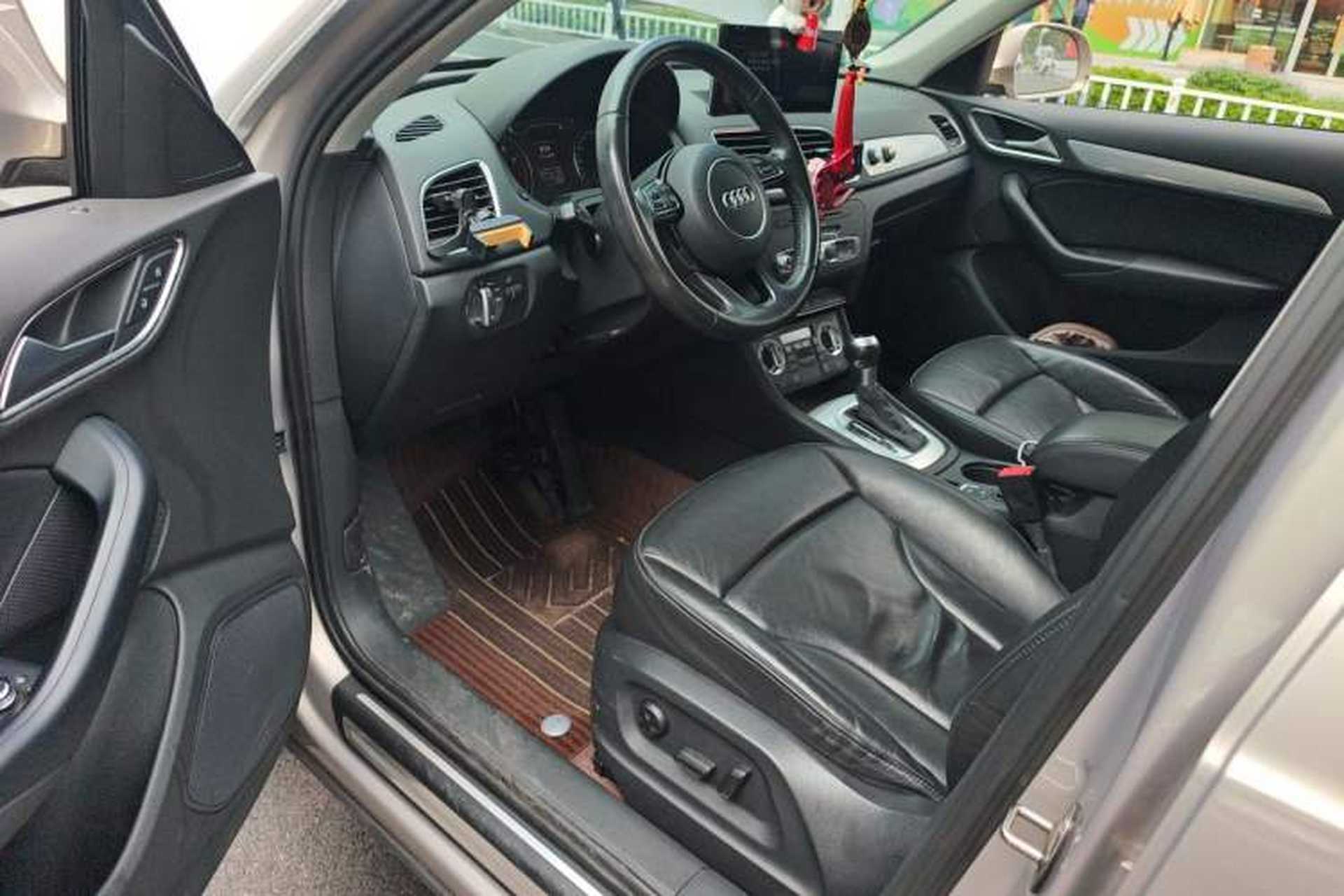 Used Audi Q3 2015 35 TFSI Ambition Edition Driver Seat