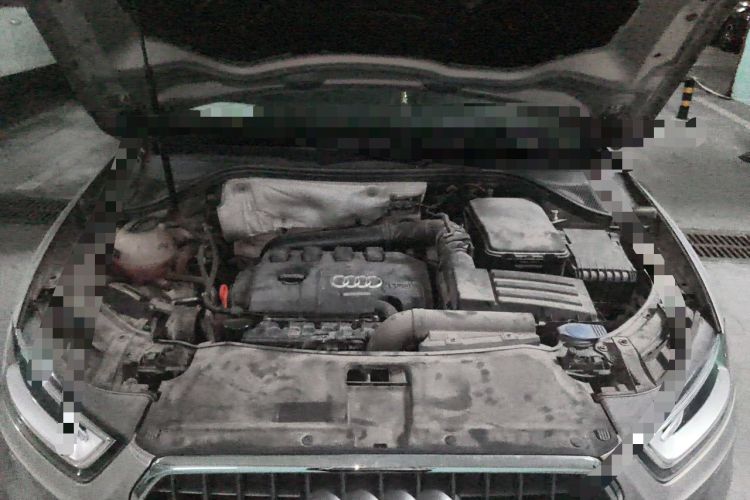 Used Audi Q3 2015 35 TFSI quattro Technology Edition Engine Bay